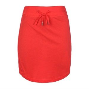 NWT bench coral skirt